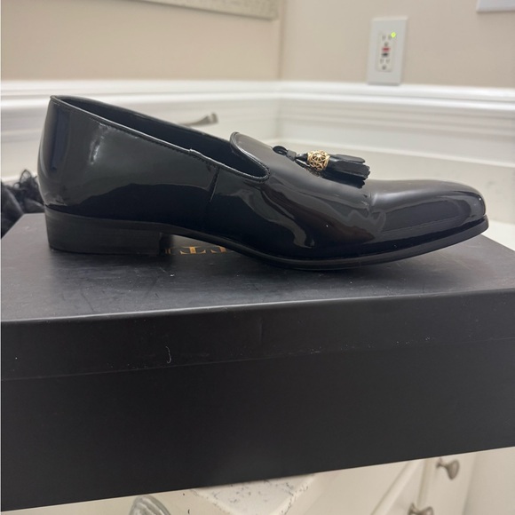 Elegant Black Tassel Loafers - Picture 4 of 4